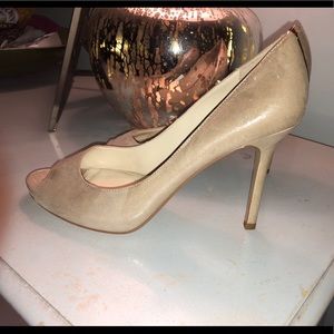 Peep Toe Blush/Neutral Pump